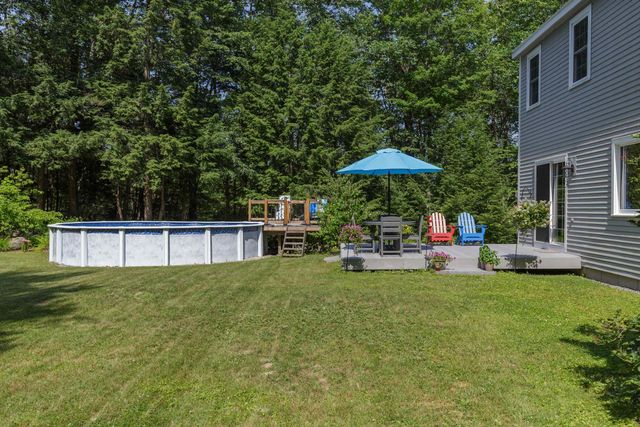 90 Deer Run Road, Henniker, NH 03242