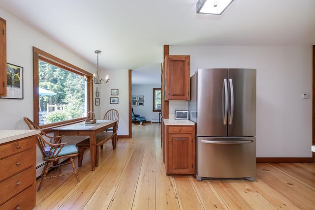 90 Deer Run Road, Henniker, NH 03242