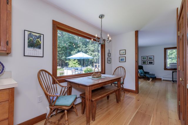 90 Deer Run Road, Henniker, NH 03242