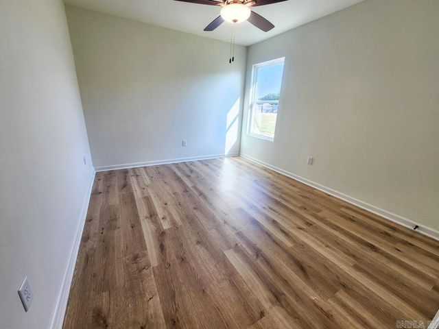 3510 Homestead Rd, Conway, AR 72032