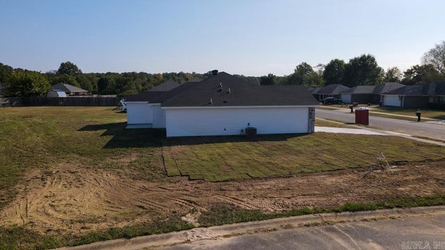 3510 Homestead Rd, Conway, AR 72032