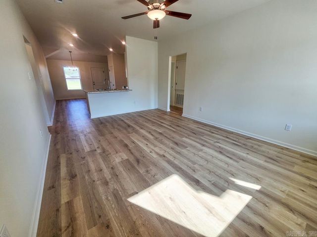 3510 Homestead Rd, Conway, AR 72032