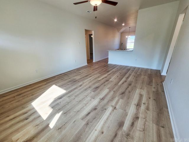 3510 Homestead Rd, Conway, AR 72032