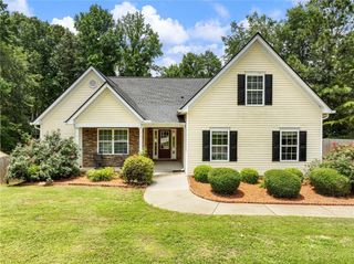 6439 Mossy Boulder Drive, Flowery Branch, GA 30542