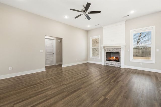 4614 Hamlet Street, Springdale, AR 72764