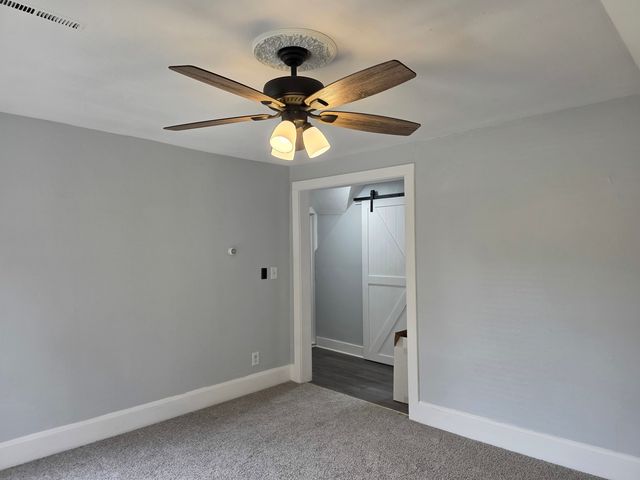 14 Lincoln Parkway 2, Crystal Lake, IL 60014