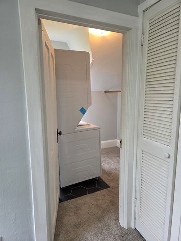 14 Lincoln Parkway 2, Crystal Lake, IL 60014