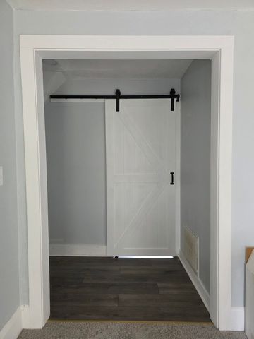 14 Lincoln Parkway 2, Crystal Lake, IL 60014