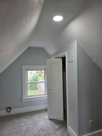 14 Lincoln Parkway 2, Crystal Lake, IL 60014