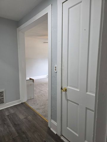 14 Lincoln Parkway 2, Crystal Lake, IL 60014