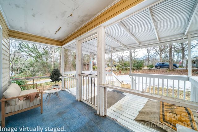 52 E Miller Street, Columbus, NC 28722