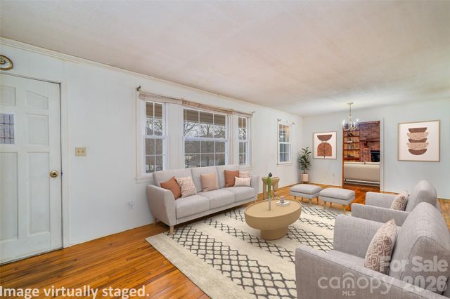 52 E Miller Street, Columbus, NC 28722