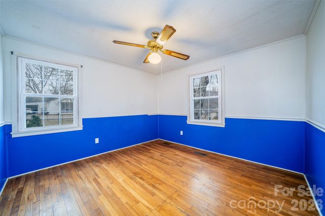 52 E Miller Street, Columbus, NC 28722