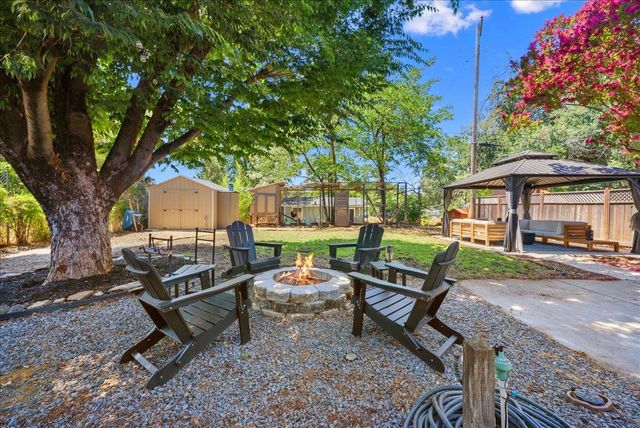 3428 Colvin Dr, Loomis, CA 95650