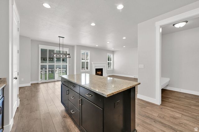 1872 N FROST DR, Farmington, UT 84025
