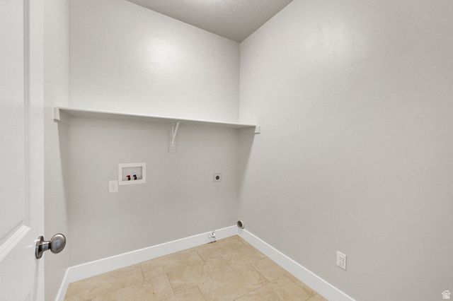1872 N FROST DR, Farmington, UT 84025