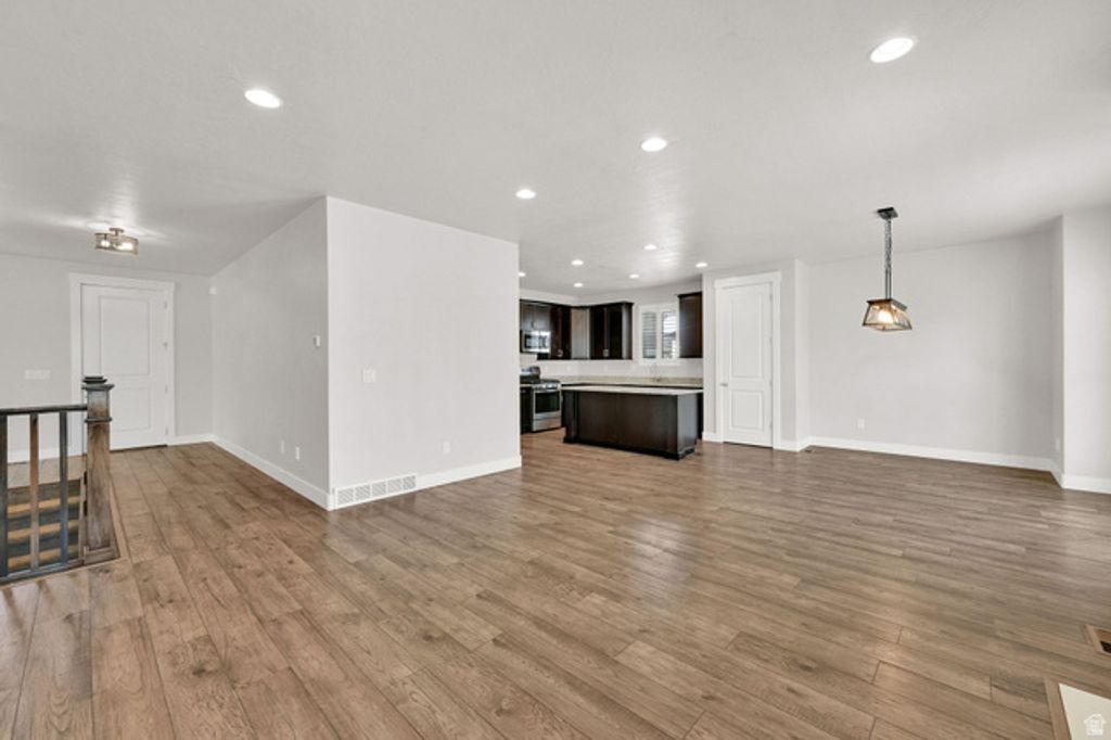 1872 N FROST DR, Farmington, UT 84025 — photo 5