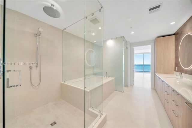 153 N Seabreeze Blvd 801, Fort Lauderdale, FL 33304