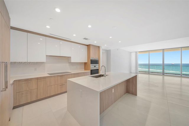 153 N Seabreeze Blvd 801, Fort Lauderdale, FL 33304