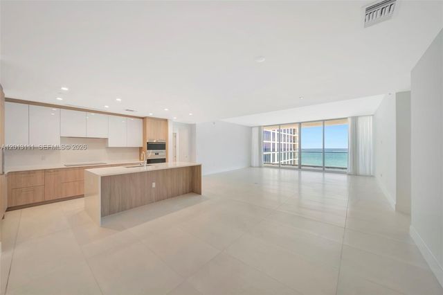 153 N Seabreeze Blvd 801, Fort Lauderdale, FL 33304