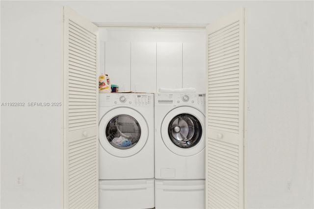 10953 SW 153rd Ct, Miami, FL 33196