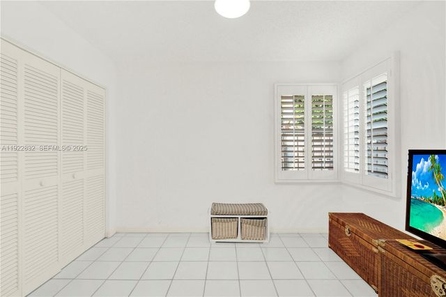 10953 SW 153rd Ct, Miami, FL 33196