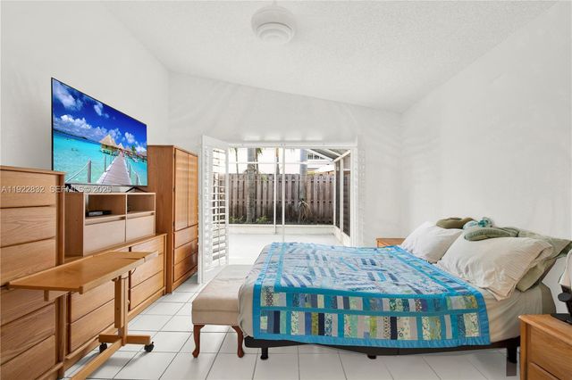 10953 SW 153rd Ct, Miami, FL 33196