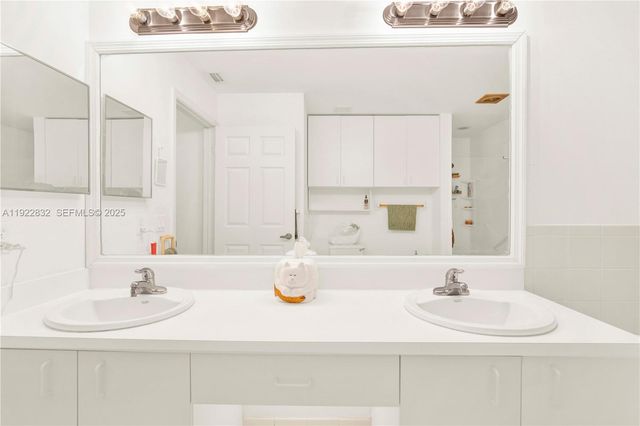 10953 SW 153rd Ct, Miami, FL 33196