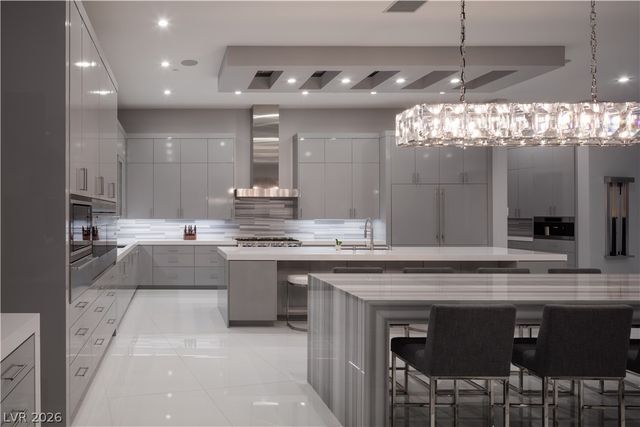 19 Flying Cloud Lane, Las Vegas, NV 89135