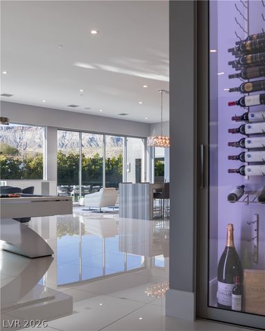 19 Flying Cloud Lane, Las Vegas, NV 89135