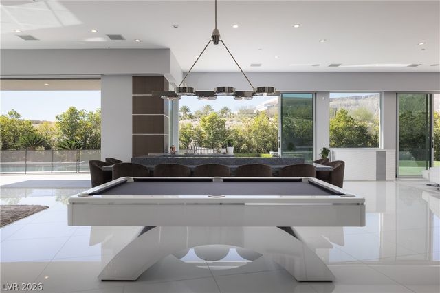 19 Flying Cloud Lane, Las Vegas, NV 89135