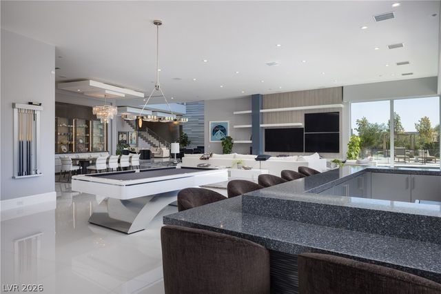 19 Flying Cloud Lane, Las Vegas, NV 89135