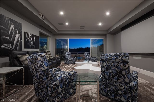 19 Flying Cloud Lane, Las Vegas, NV 89135