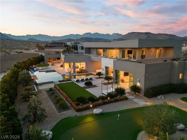 19 Flying Cloud Lane, Las Vegas, NV 89135