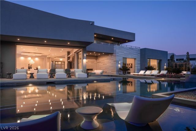 19 Flying Cloud Lane, Las Vegas, NV 89135