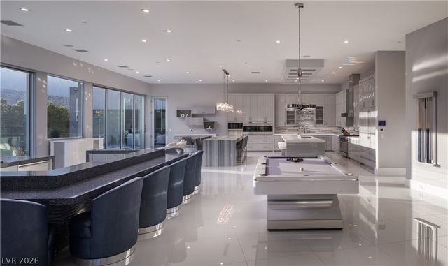 19 Flying Cloud Lane, Las Vegas, NV 89135