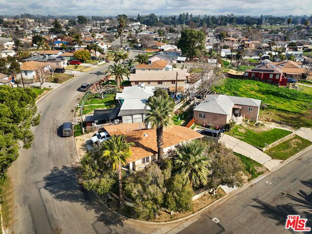 1501 Crestview Drive, Bakersfield, CA 93305