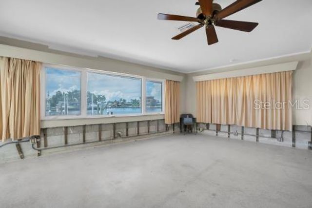 6505 DEBBIE LANE S, St Petersburg, FL 33707