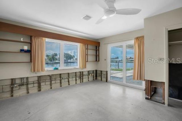 6505 DEBBIE LANE S, St Petersburg, FL 33707