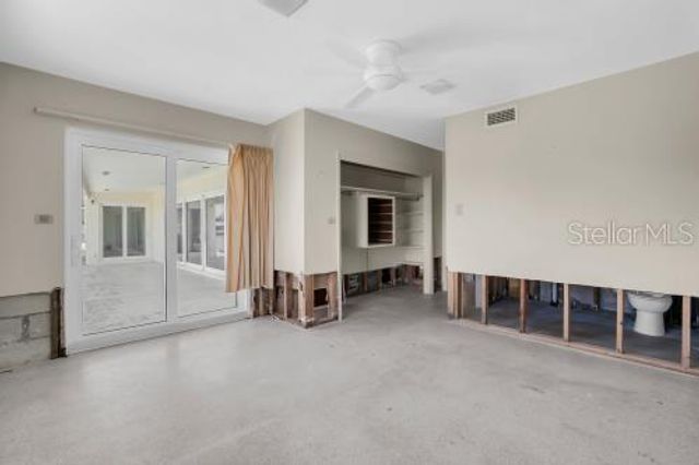 6505 DEBBIE LANE S, St Petersburg, FL 33707