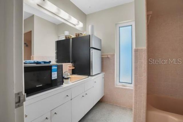 6505 DEBBIE LANE S, St Petersburg, FL 33707