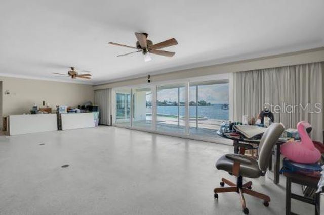 6505 DEBBIE LANE S, St Petersburg, FL 33707
