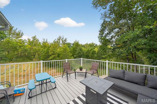 816 N Rock Church Road, Warrenton, MO 63383