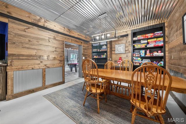 816 N Rock Church Road, Warrenton, MO 63383