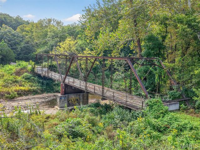 816 N Rock Church Road, Warrenton, MO 63383