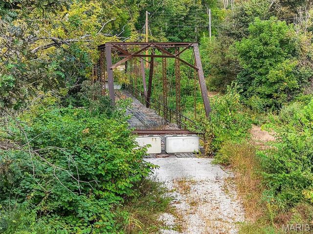 816 N Rock Church Road, Warrenton, MO 63383