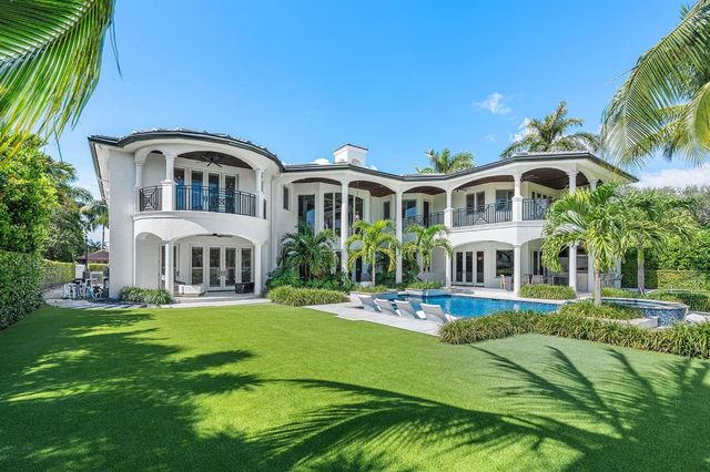 121 Royal Palm Way, Boca Raton, FL 33432