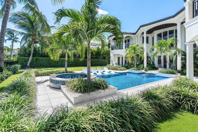 121 Royal Palm Way, Boca Raton, FL 33432