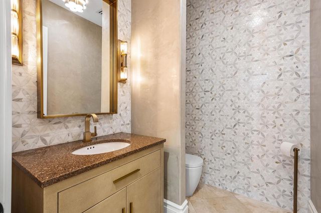 121 Royal Palm Way, Boca Raton, FL 33432
