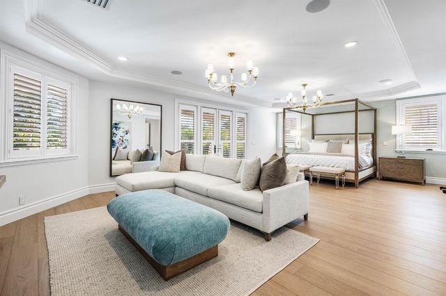 121 Royal Palm Way, Boca Raton, FL 33432